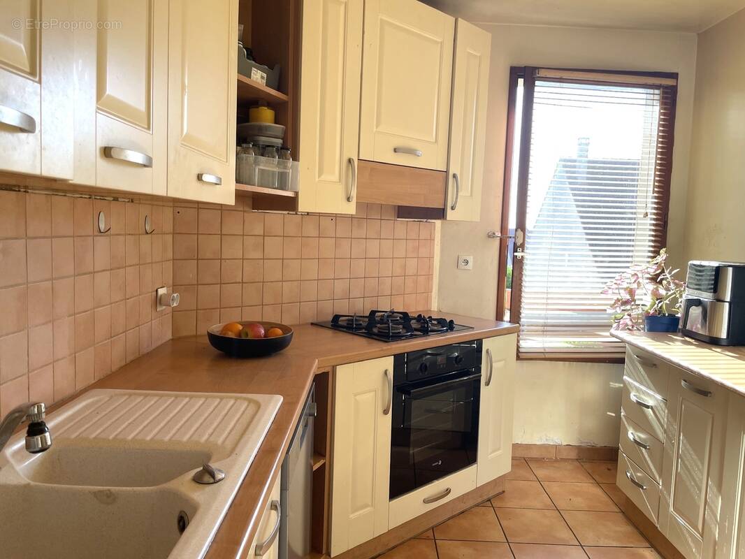 Appartement à PONTAULT-COMBAULT