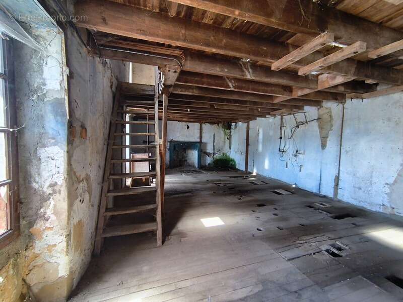 Maison à MESSAC
