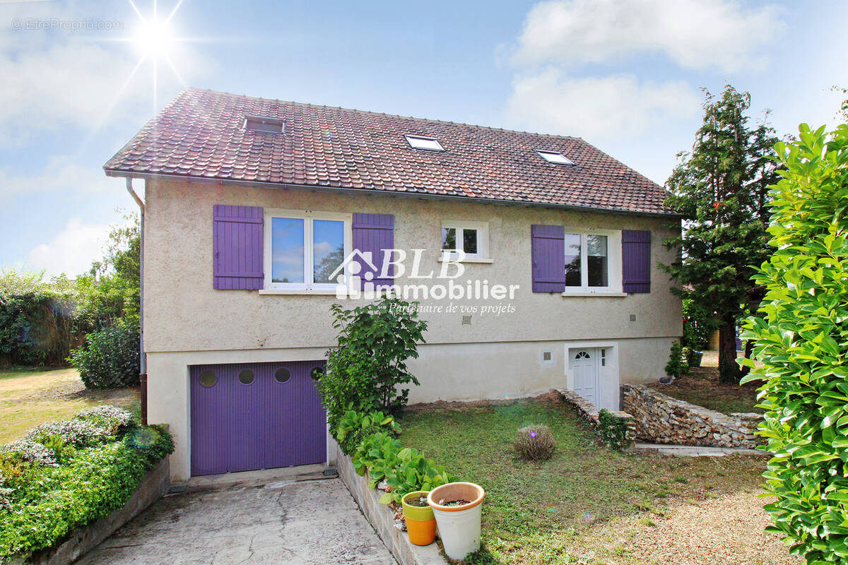Maison à SAINT-LEGER-EN-YVELINES