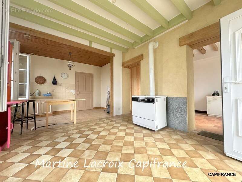 Maison à BONNETABLE