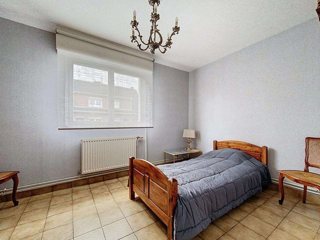 Maison à LA CHAPELLE-D&#039;ARMENTIERES