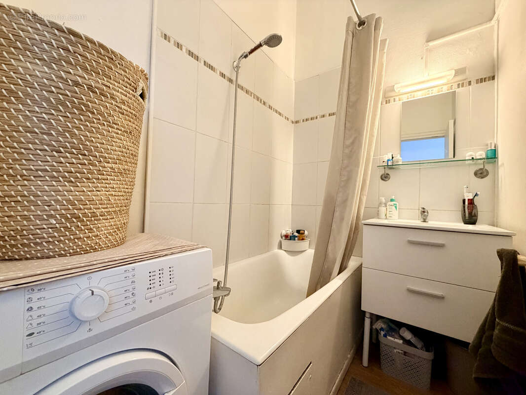 Appartement à LA MADELEINE