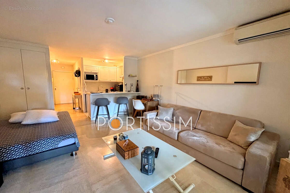 Appartement à CAGNES-SUR-MER