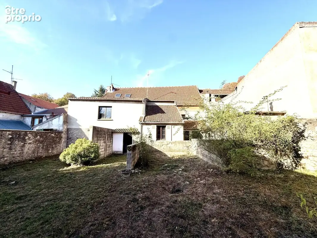 Maison à VILLENEUVE-LE-ROI
