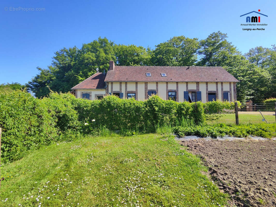 Maison à LONGNY-AU-PERCHE