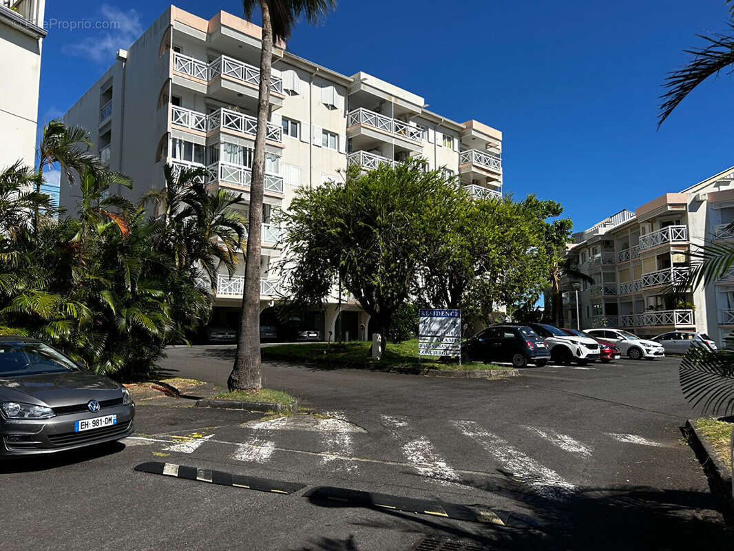 Appartement à SAINT-DENIS