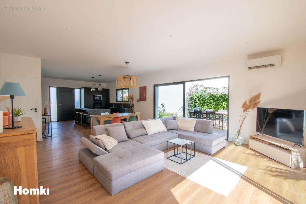 Maison à LANSARGUES