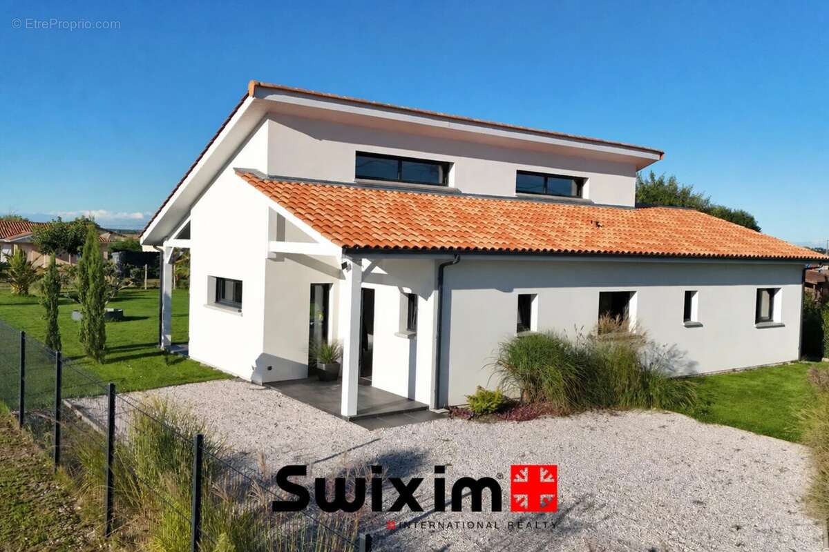 Maison à SAINT-SEURIN-DE-CADOURNE