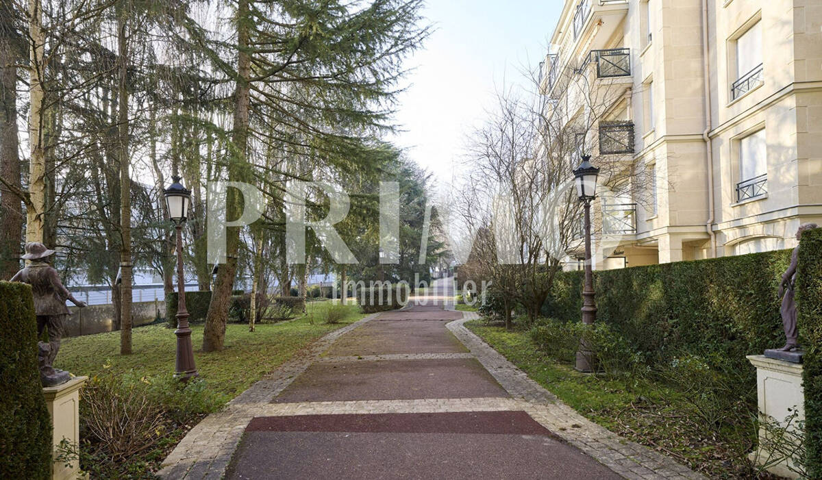 Appartement à LE PLESSIS-ROBINSON