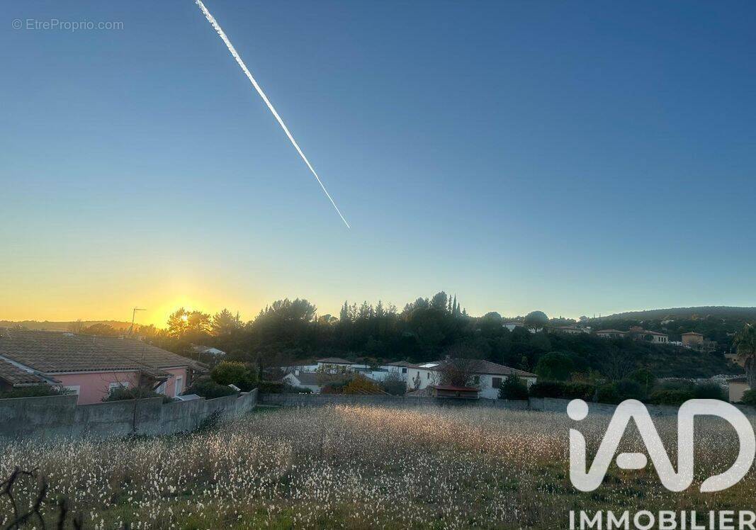 Photo 1 - Terrain à COMBAILLAUX