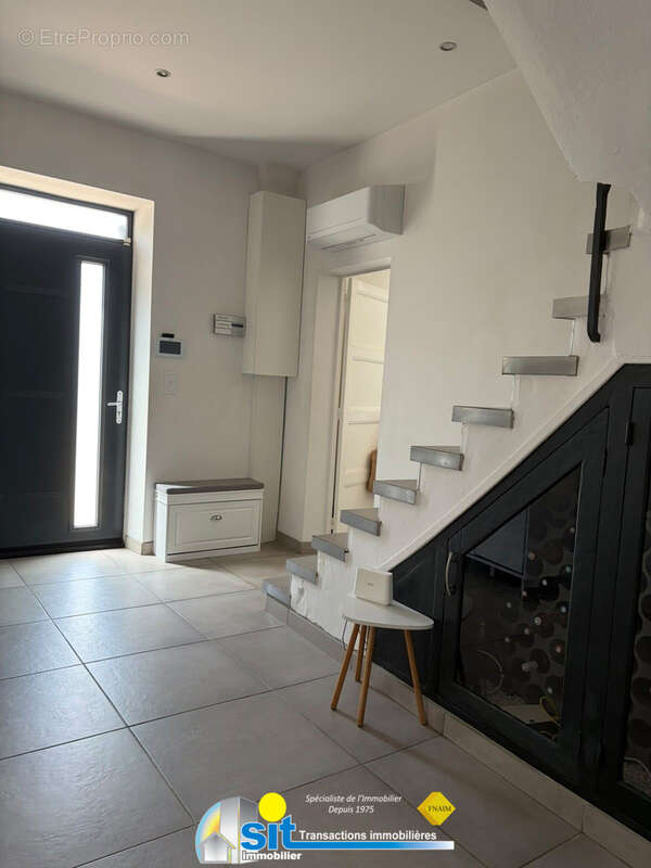 Maison à REVENTIN-VAUGRIS