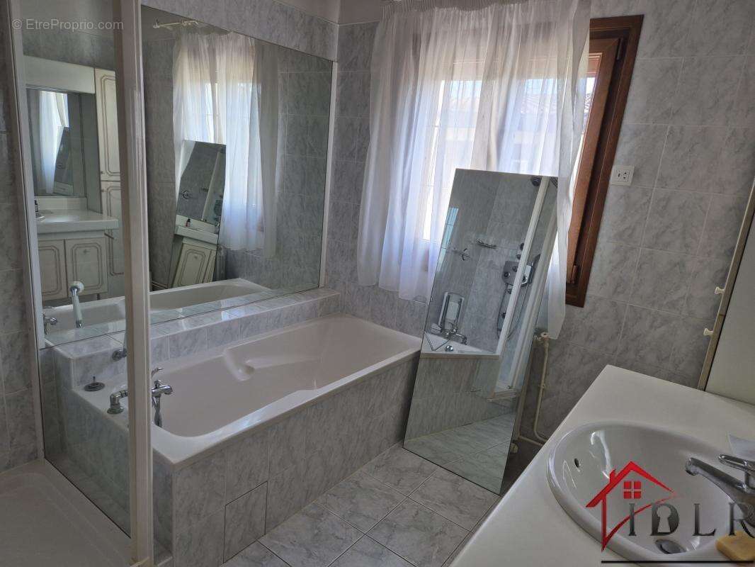 Maison à BETTANCOURT-LA-FERREE