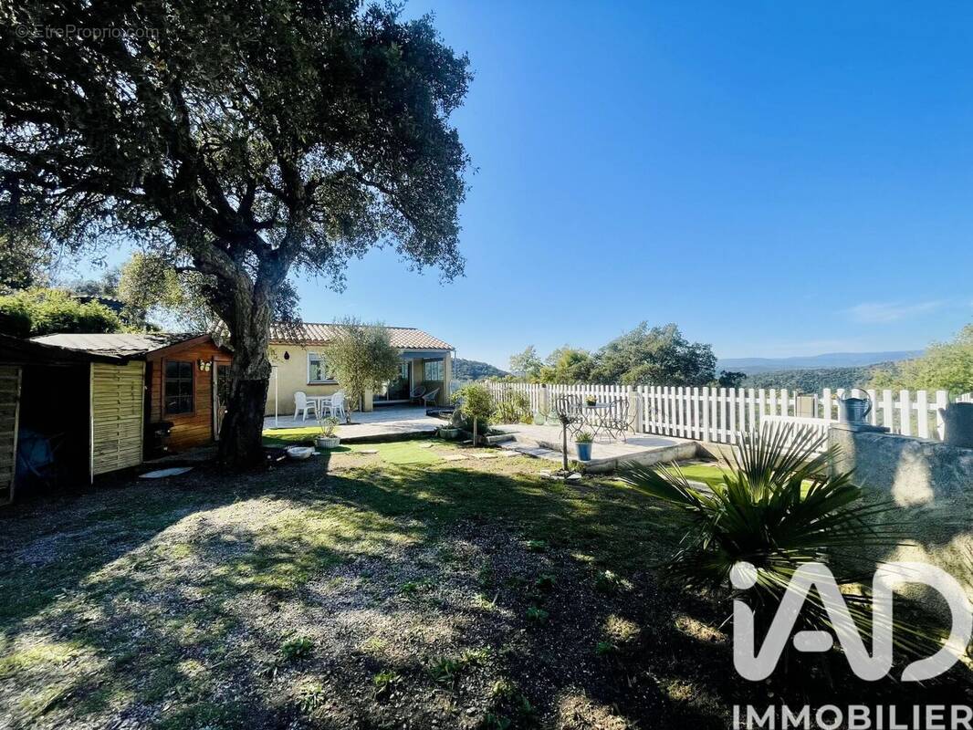 Photo 1 - Maison à LE MUY