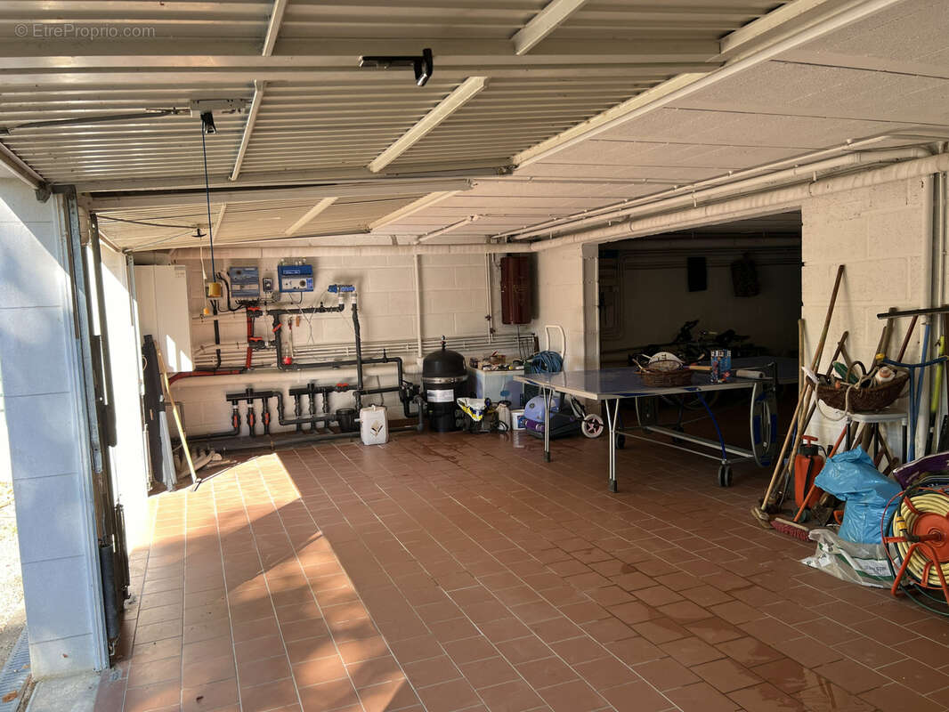 Maison de standing, sous-sol, parc arboré,piscine, vue canal - photo 19