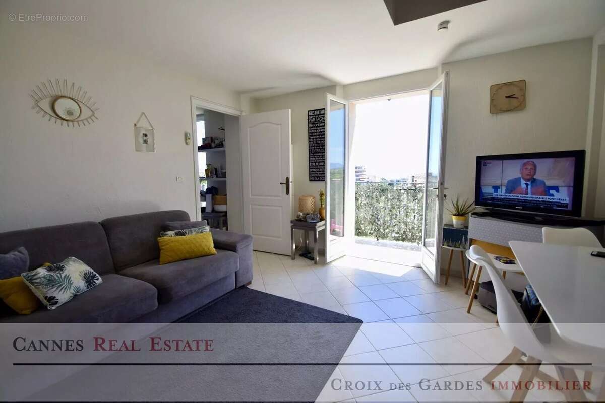 Appartement à LE CANNET