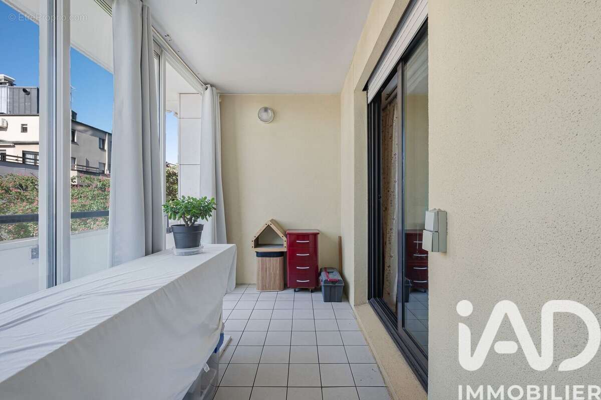 Photo 9 - Appartement à SURESNES