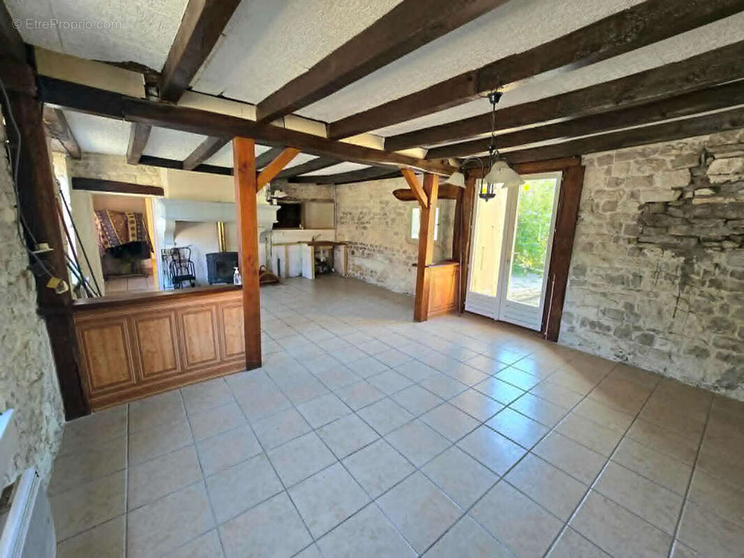 Maison à DEMANGE-AUX-EAUX