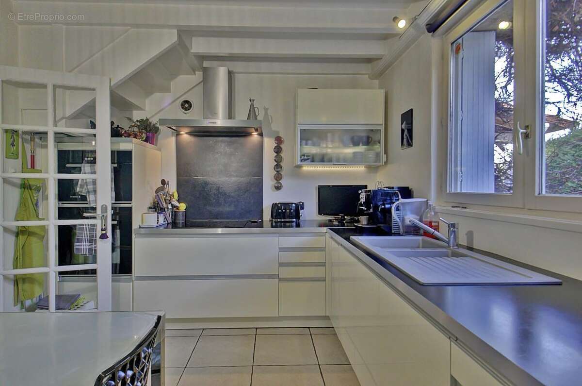 Maison à FONTAINES-SAINT-MARTIN