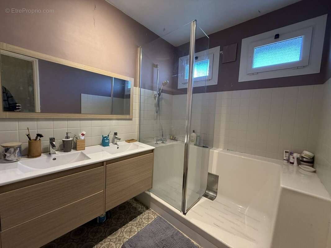 Maison à OCTEVILLE-SUR-MER