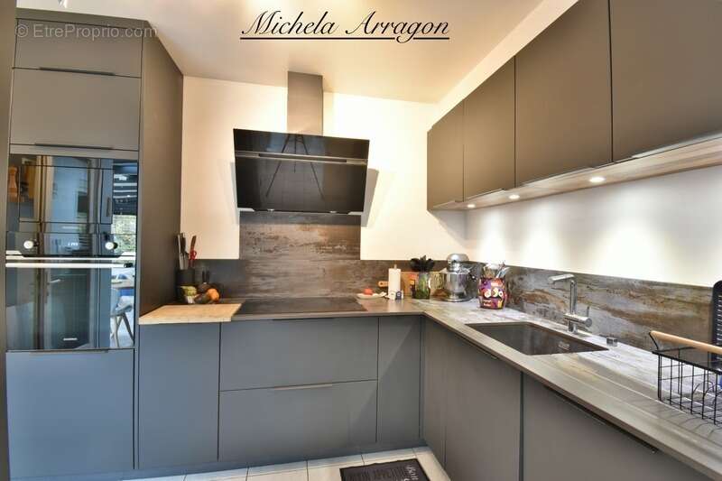 Maison à PORT-DES-BARQUES