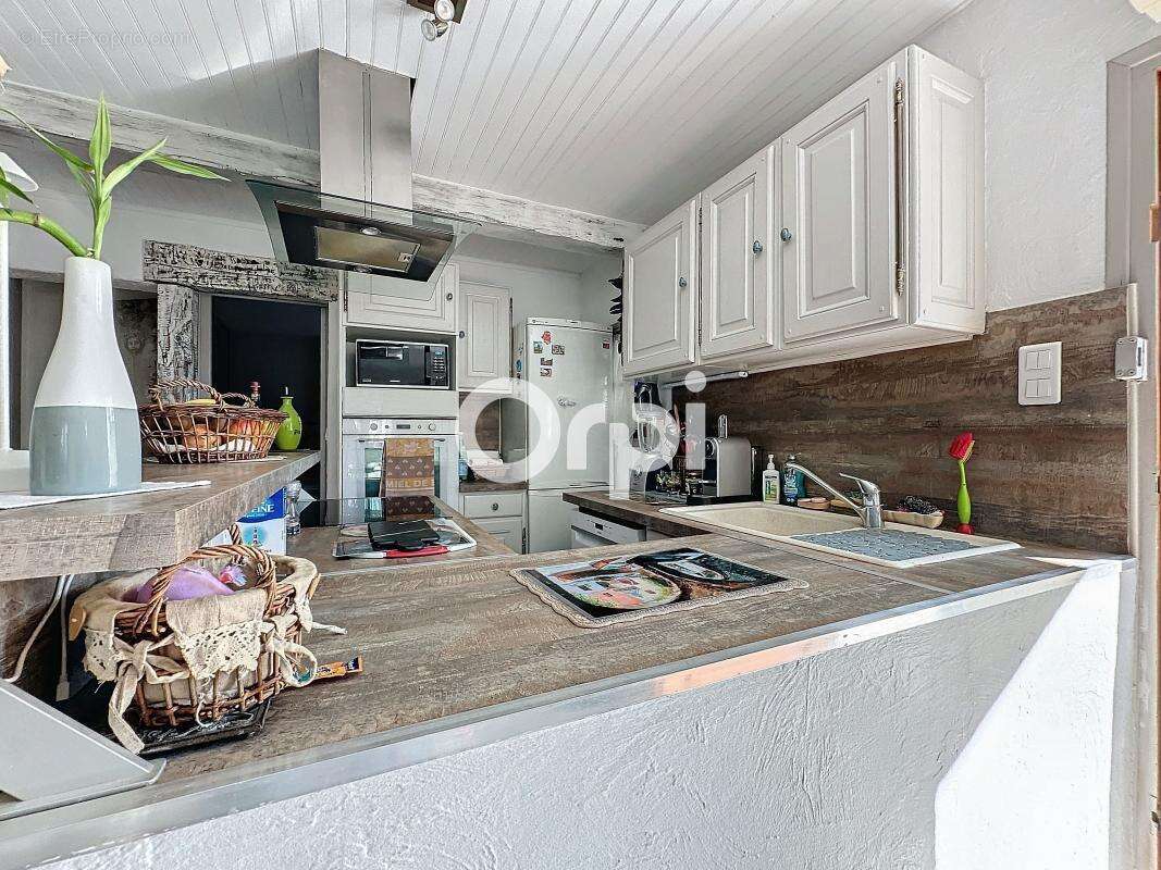 Appartement à LA COLLE-SUR-LOUP