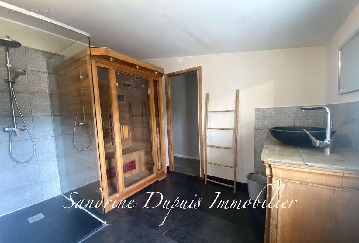 SAINTES : Propriété de charme 6 chambres - photo 13