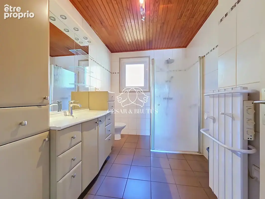 Maison 5 pièces 132 m² à vendre à Saint-Hostien (43260) - photo 9
