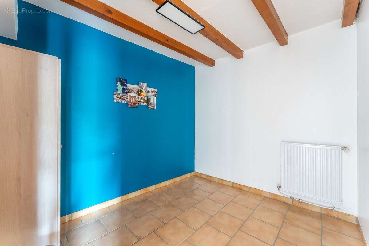 Maison à BRIZAMBOURG