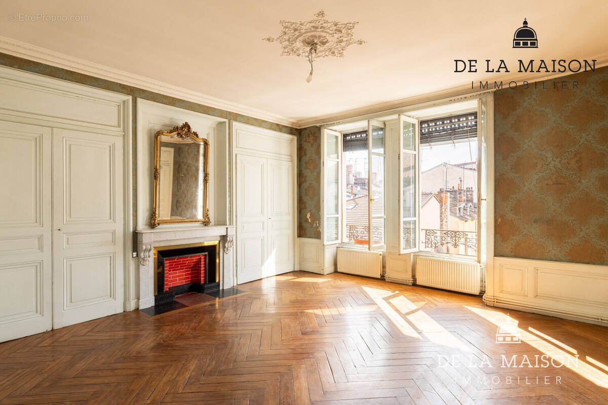 Appartement à LYON-6E