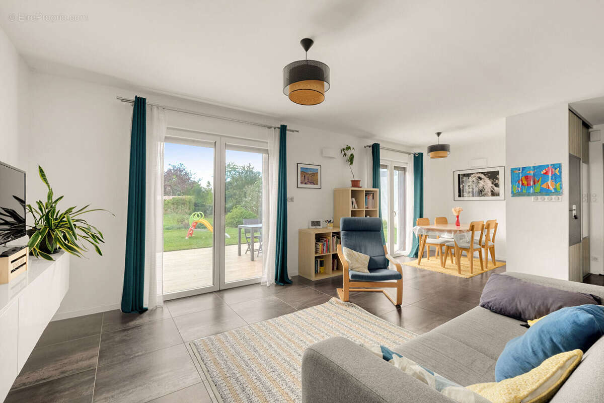 Maison à SAINT-JEAN