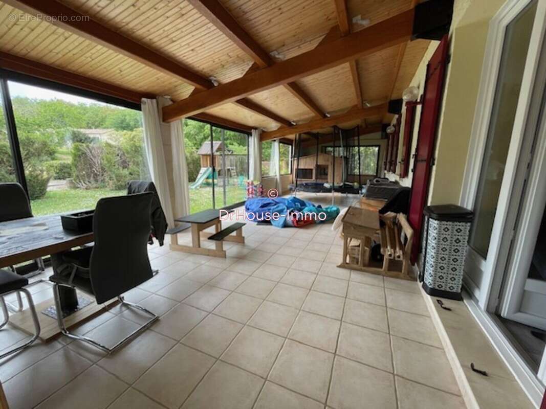 Maison à MOUTHIERS-SUR-BOEME