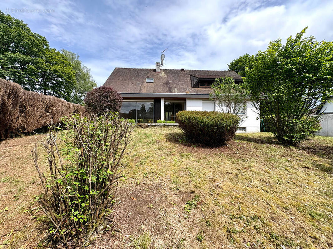 Maison à CHARLEVILLE-MEZIERES