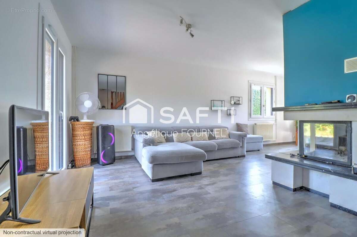 Photo 2 - Maison à SIMANDRES