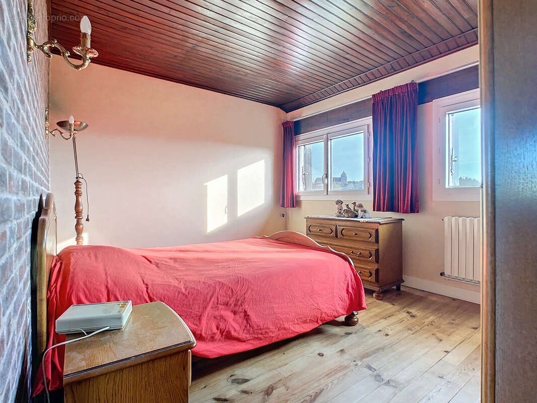 Maison à MONTMIRAIL