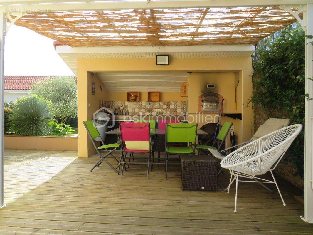Maison plain-pied récente de 90 m², RT 2012 aux normes PMR sous garantie décennale - photo 2