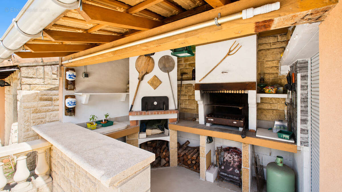 Maison à SAUVETERRE