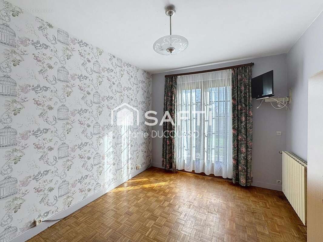 Photo 6 - Maison à MOULIETS-ET-VILLEMARTIN