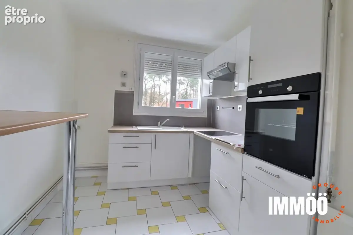 Appartement 4 pièces 81 m² à vendre à Notre-Dame-De-Bondeville (76960) - photo 3