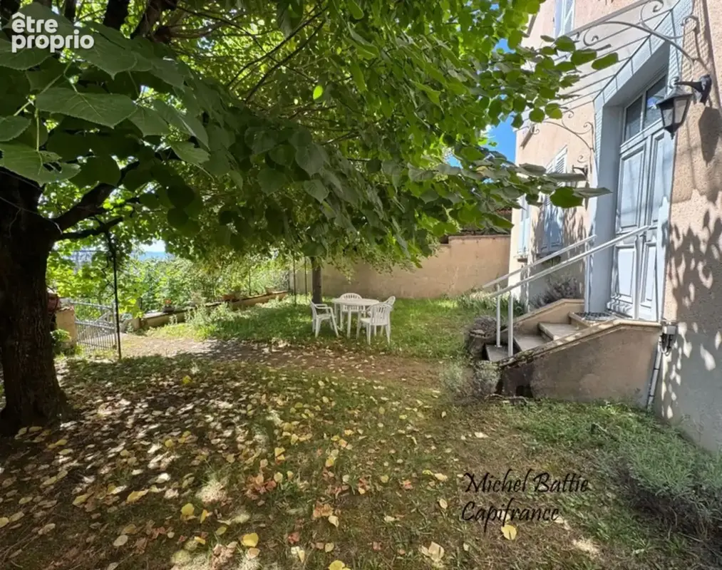 Propriété de caractère au cœur de saint-galmier - photo 3