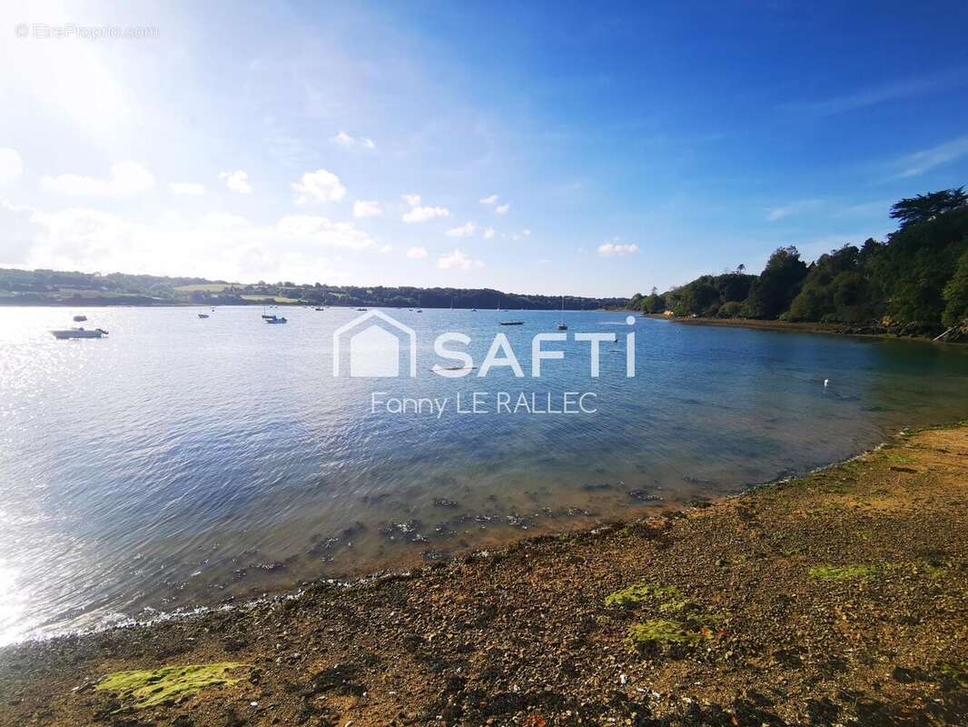 Photo 3 - Commerce à PLOUGUIEL