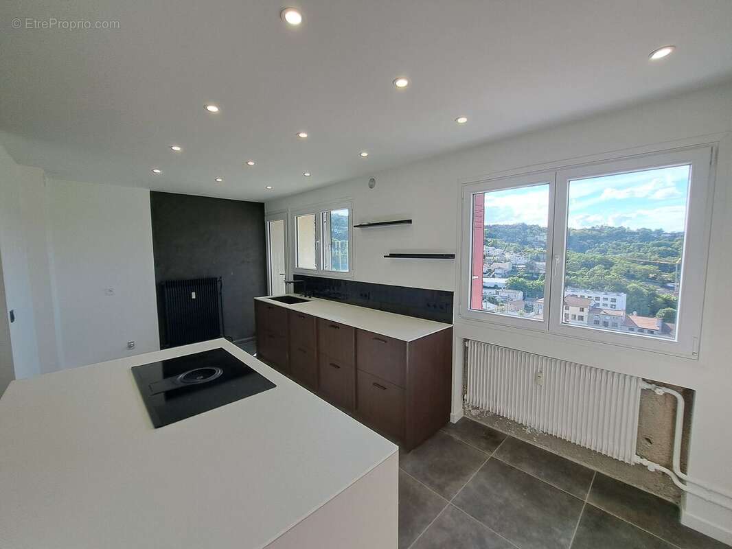 Photo 4 - Appartement à SAINT-ETIENNE