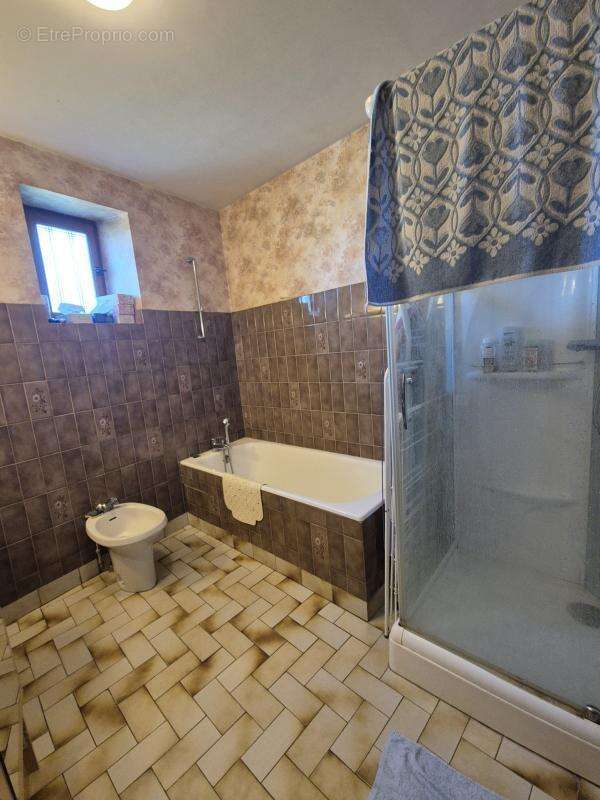 Maison à SAINT-AUBIN-DU-CORMIER