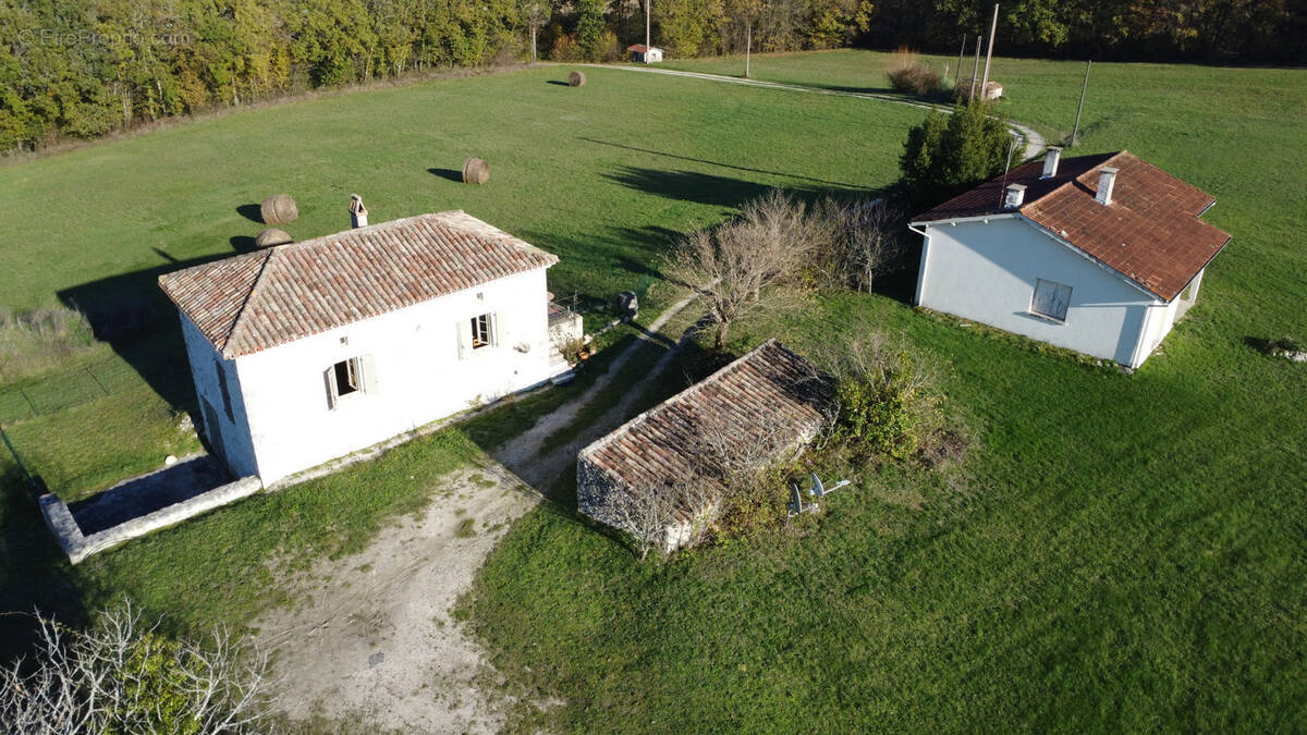Maison à TOUFFAILLES