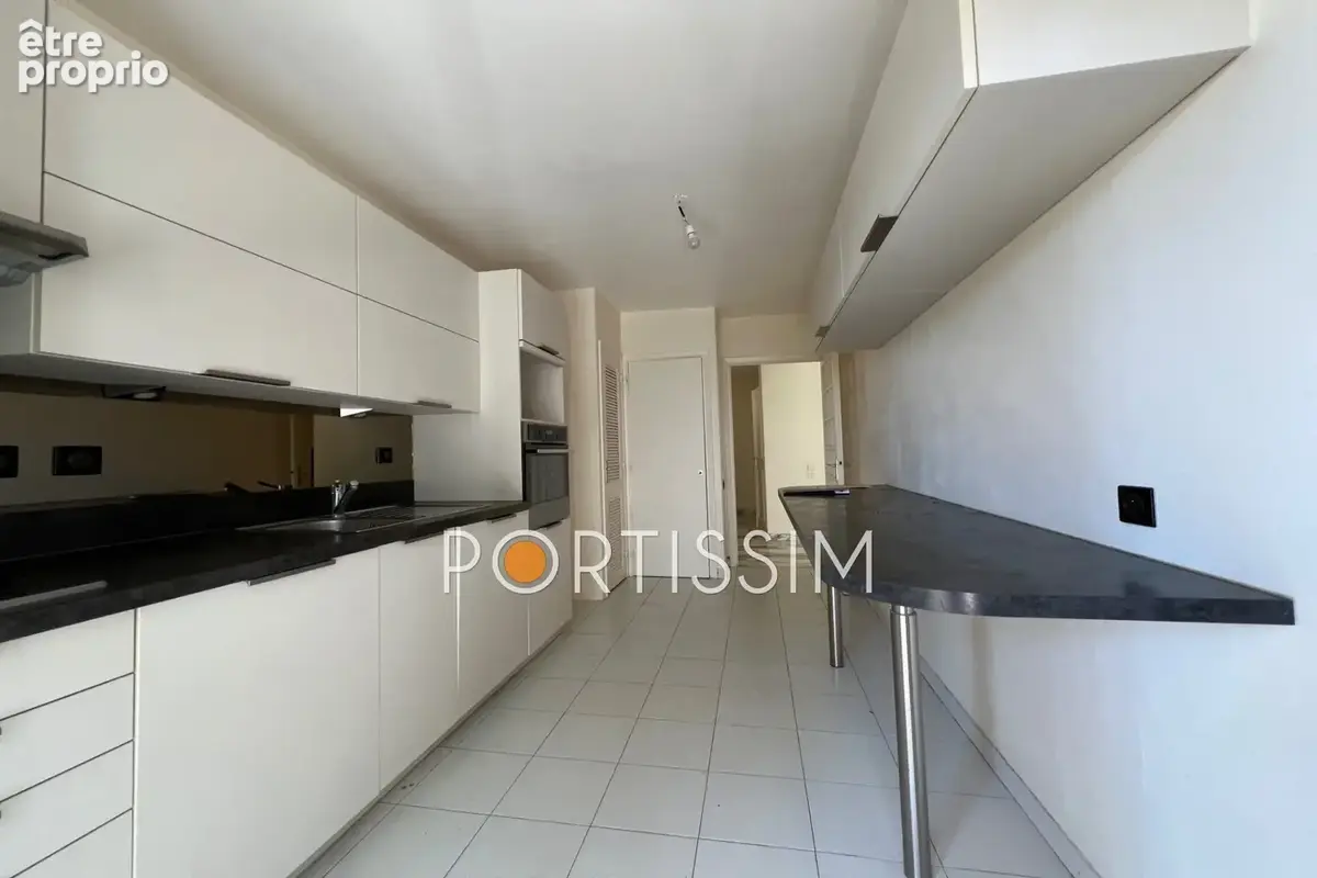 Appartement 3 pièces 76 m² à vendre à Saint-Laurent-Du-Var (06700) - photo 8