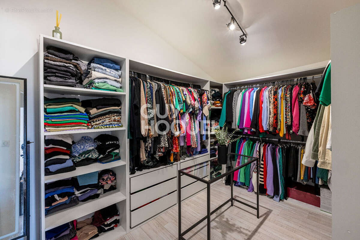 Maison à PONT-DU-CHATEAU