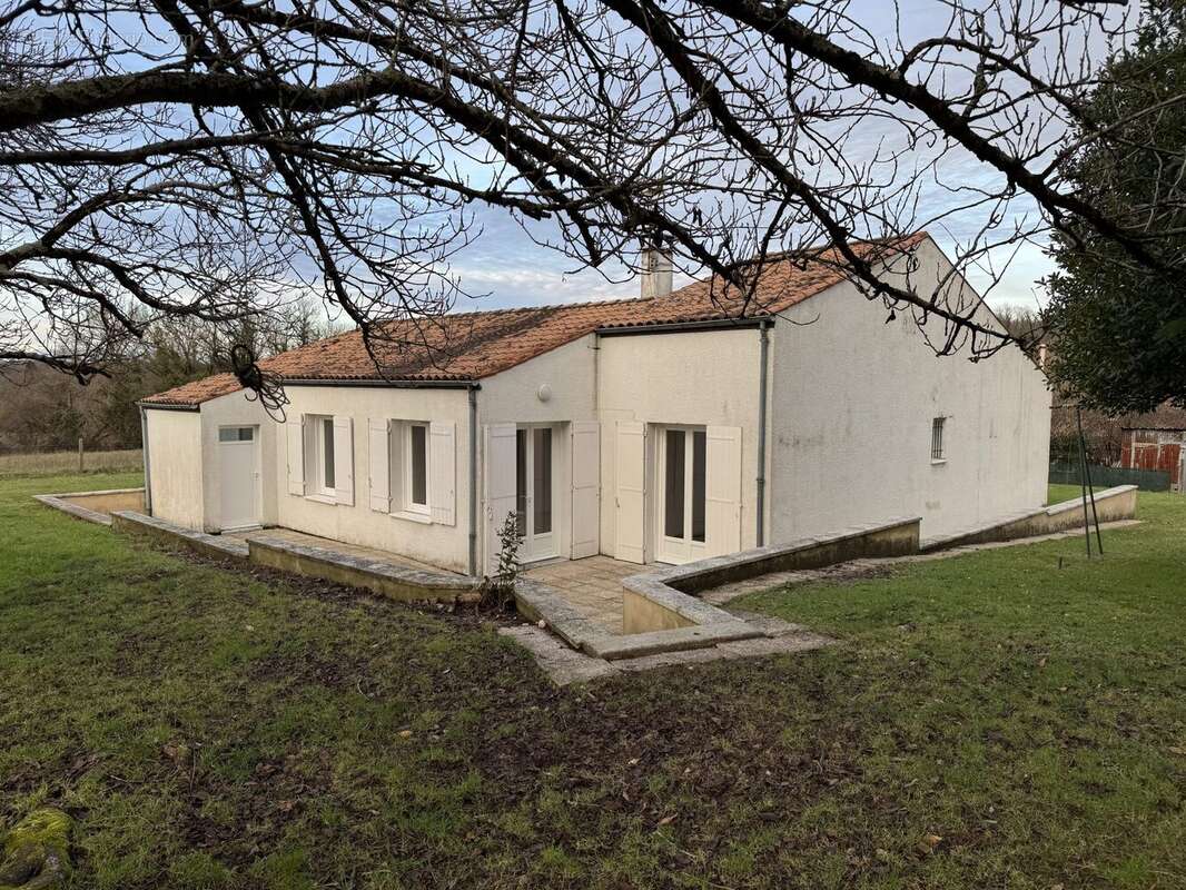 Maison à CHANIERS