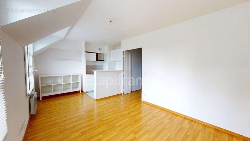 Appartement à CORBEIL-ESSONNES