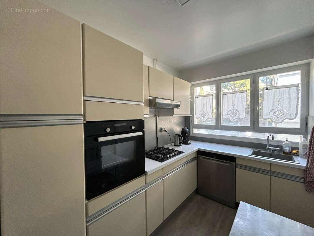 Appartement à MARSEILLE-13E