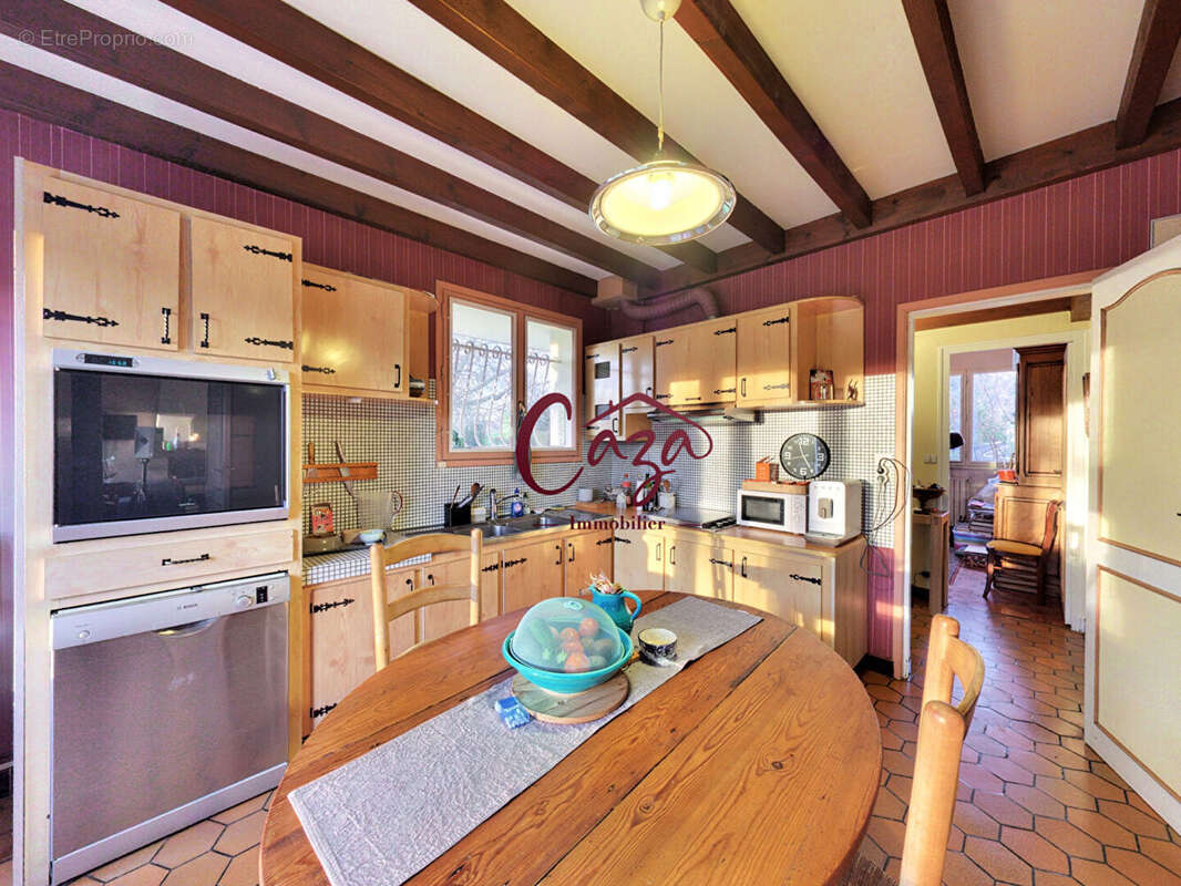 Maison à FARGUES-SAINT-HILAIRE