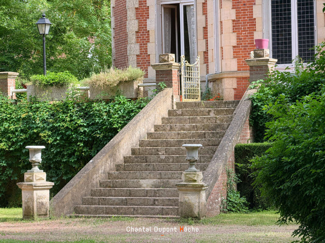 Maison à SAINT-PREST